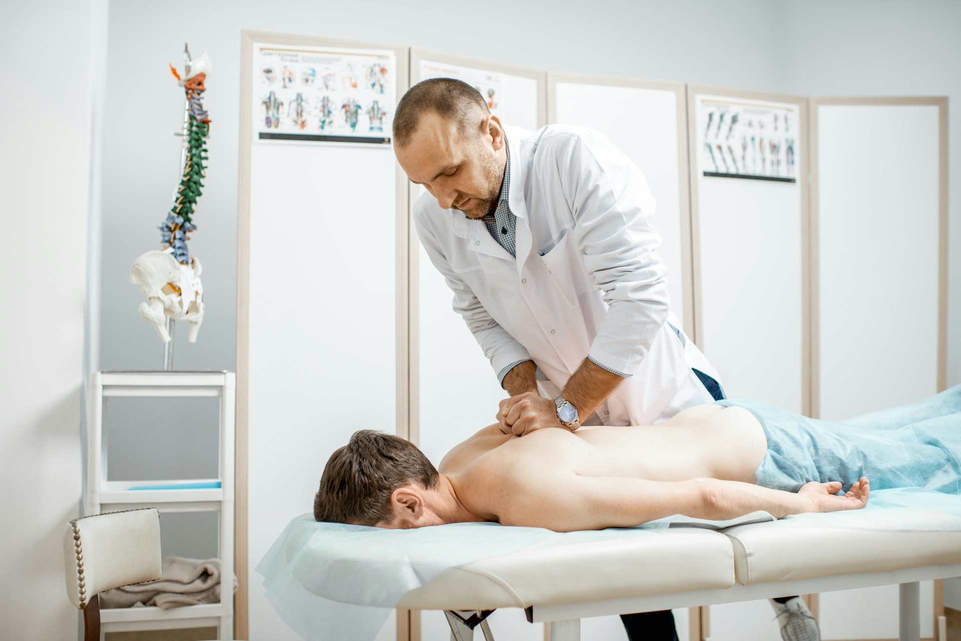 sports chiropractor